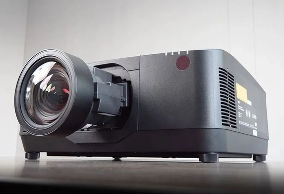 Flyin EL-G36KU Projecteur laser holographique 4K 7D avec 3LCD 30K ANSI Lumens pour bâtiments extérieurs