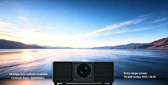 Projecteur laser DLP avec 13 000 lumens luminosité 4K compatible pour une utilisation extérieure de grande envergure